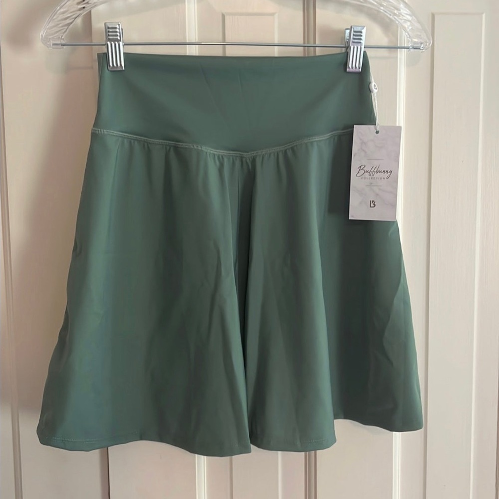 Buffbunny succulent skort in agave green size medium